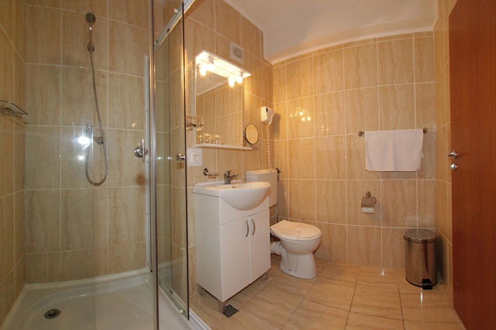 Hotel International Băile Herculane Habitación foto